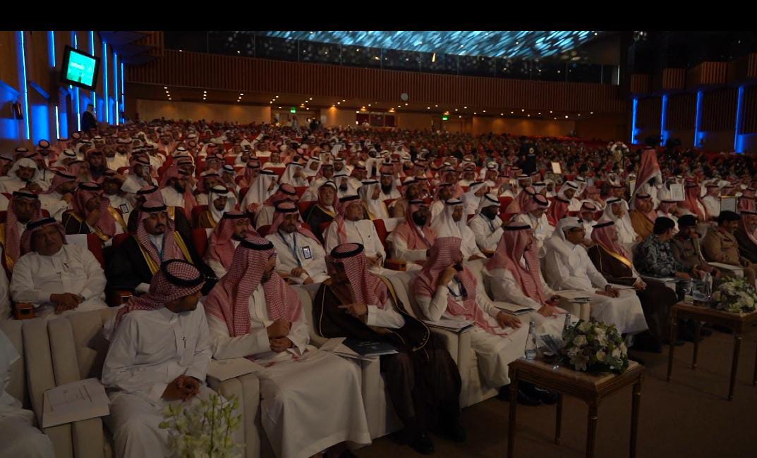 نائب أمير منطقة مكَّة يفتتح أعمال مؤتمر “مسؤوليَّة الجامعات في تعزيز القيم والوعي الفكري” 