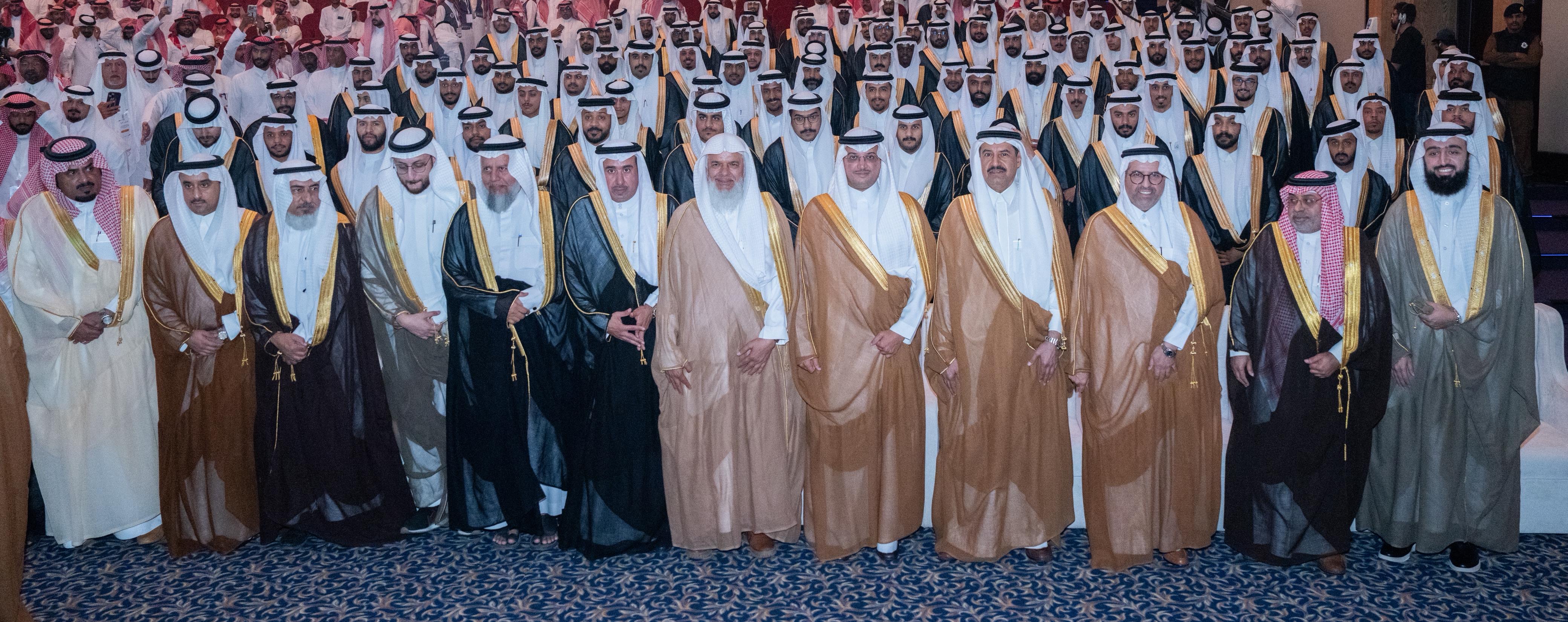 سمو محافظ الأحساء يرعى حفل الزواج الجماعي لـ200 شاب وفتاة