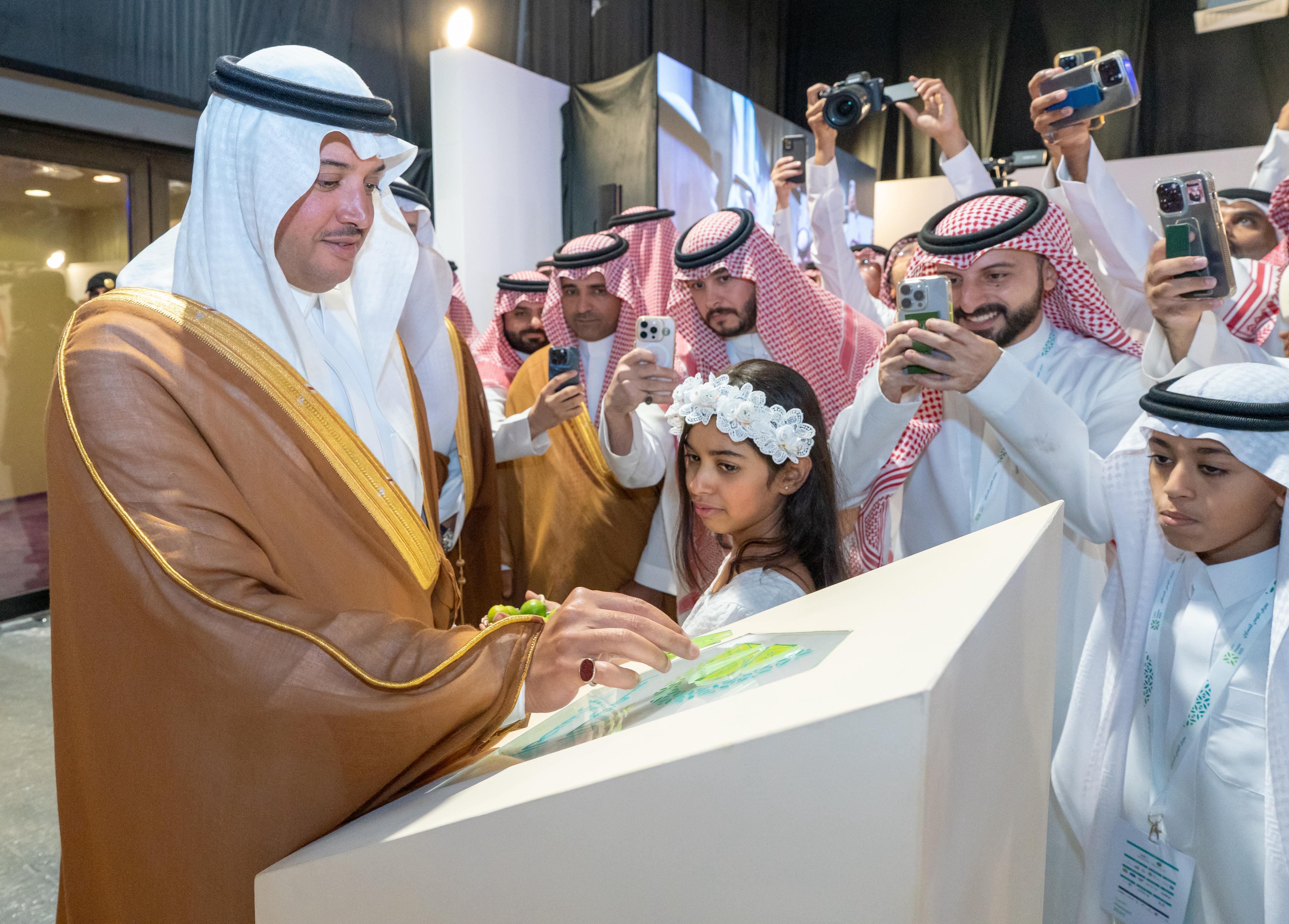 سمو محافظ الأحساء يشهد سلسلة لقاءات ومناسبات تعزز مسارات التنمية في المحافظة