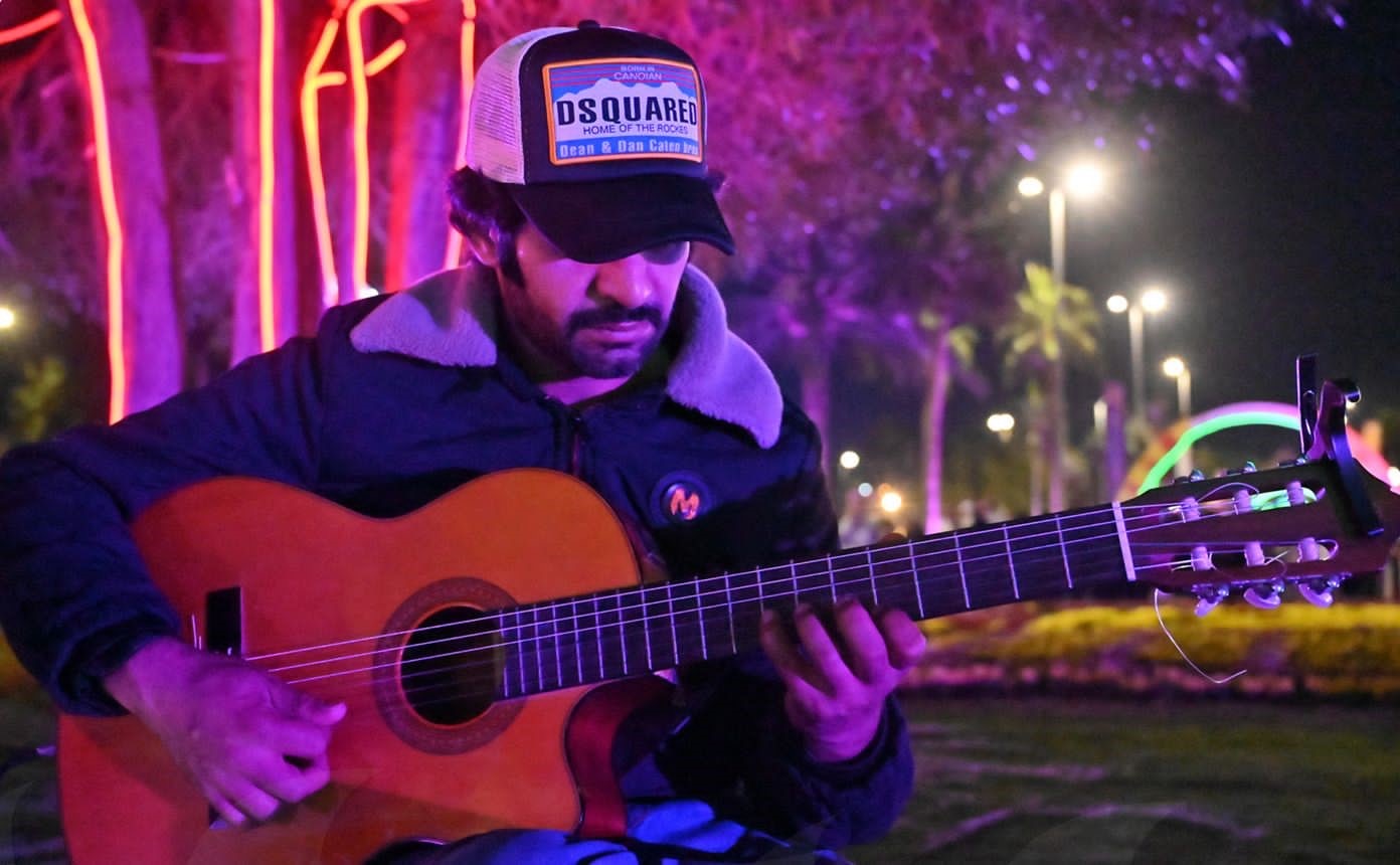 ٦٠ ألف زائر خلال ثلاثة أيام في مهرجان الزهور الثالث