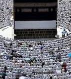 لقطات استثنائية… مشاهد تُبهج القلوب وتُعبّر عن أعظم معاني التلاحم الإيماني.