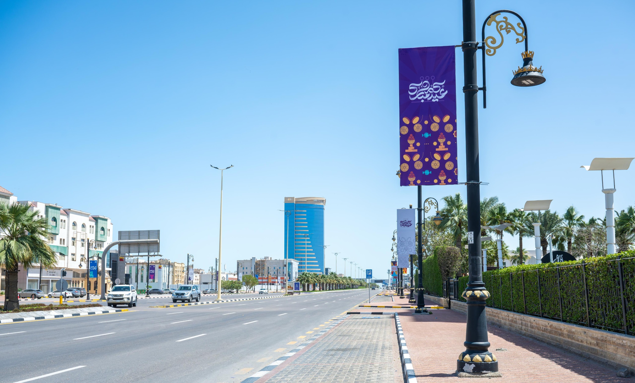 الشرقية تزدان بأشكال الزينة والأنوار والمجسمات الجمالية ابتهاجا بعيد الفطر السعيد