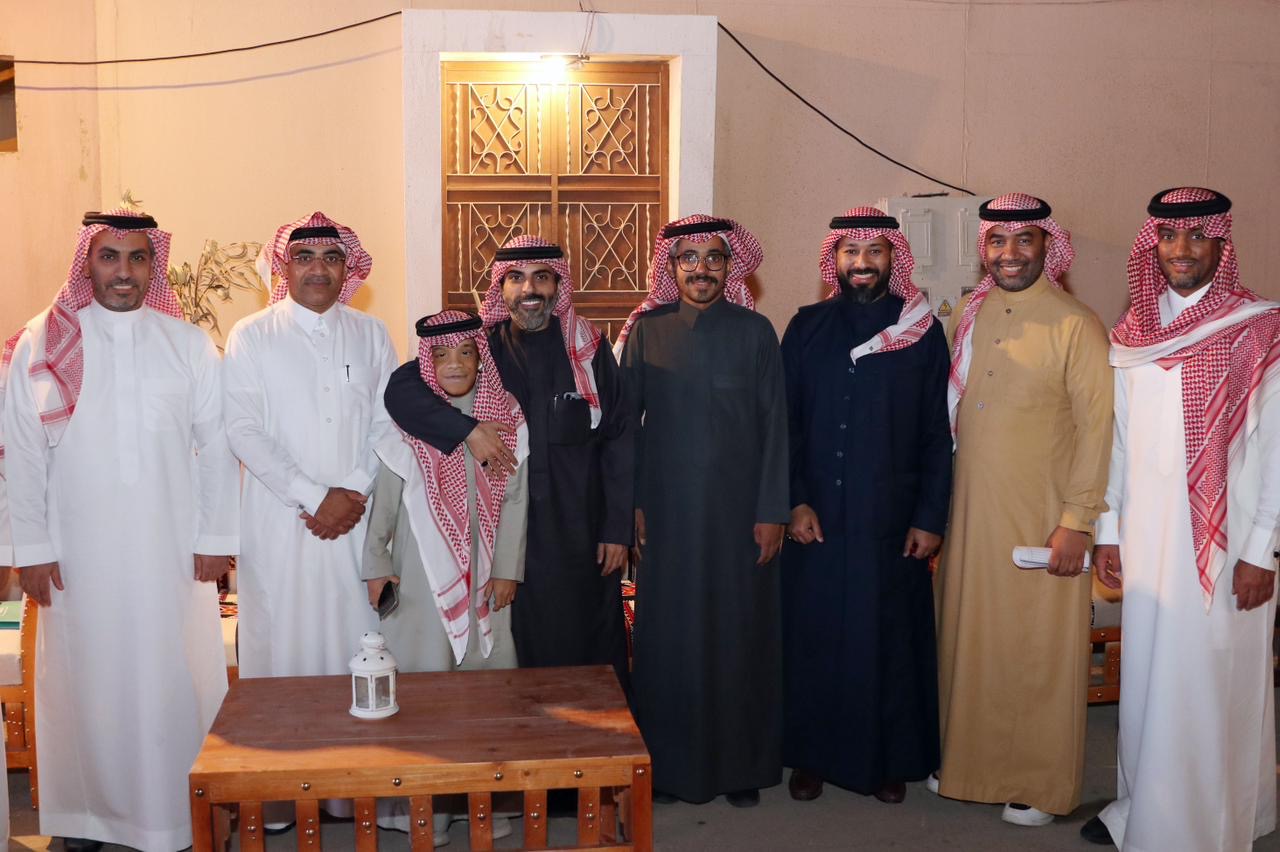 نادي السينما بالأحساء ينظم غبقة “ضي القمر” في موقع تصوير مسلسل الغميضة بعد استثماره كوجهة ثقافية