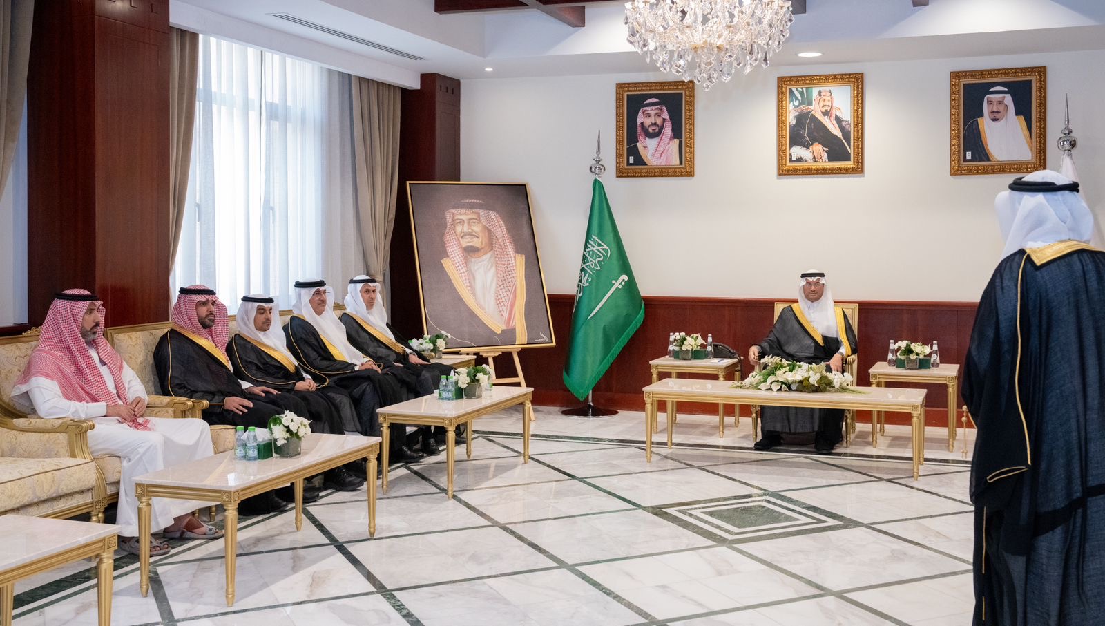 سمو الأمير سعود بن طلال يرعى توقيع مذكرة تفاهم بين هيئة تطوير الأحساء وغرفة الأحساء