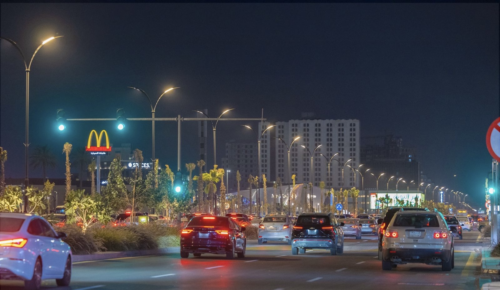 الانتهاء من تطوير وأنسنة المرحلة الثانية من طريق الأمير تركي في الخبر