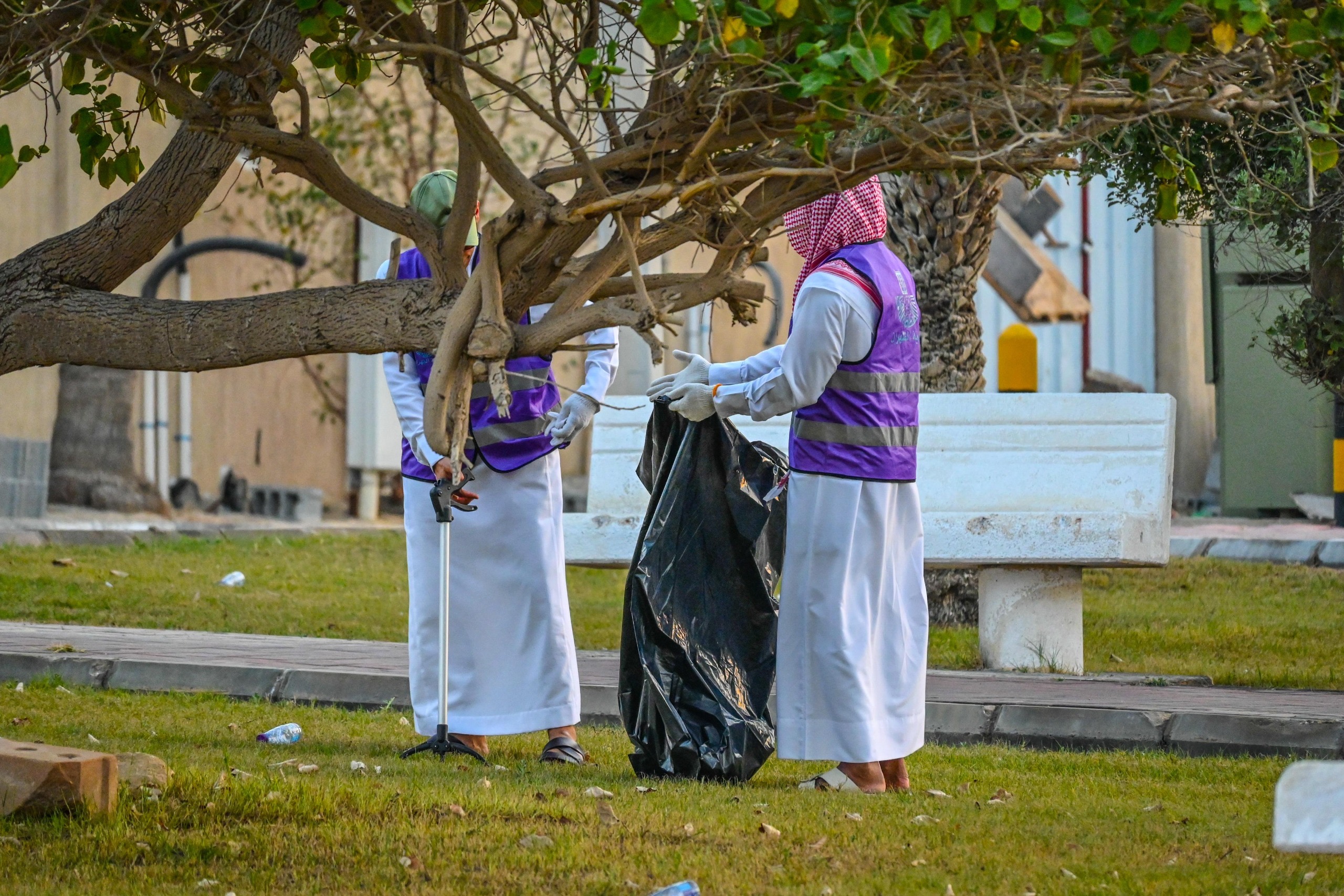 مبادرة نظافة الظهران بمشاركة 355 متطوع ومتطوعة*