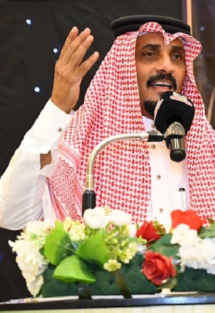 الشاعر العطاوي يغازل الوطن بقصيدة وطني المجيد