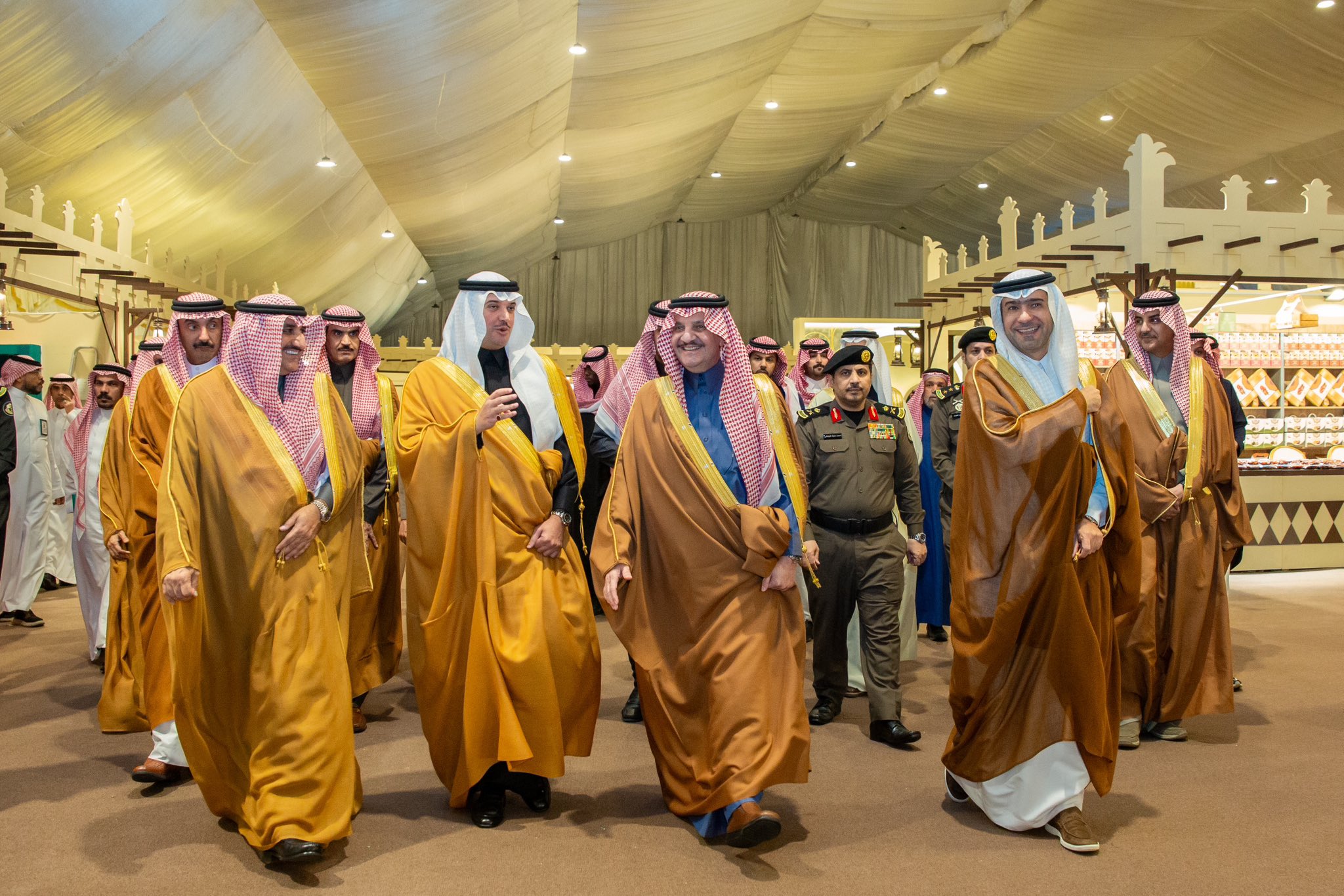 مهرجان تسويق تمور الأحساء المُصنّعة