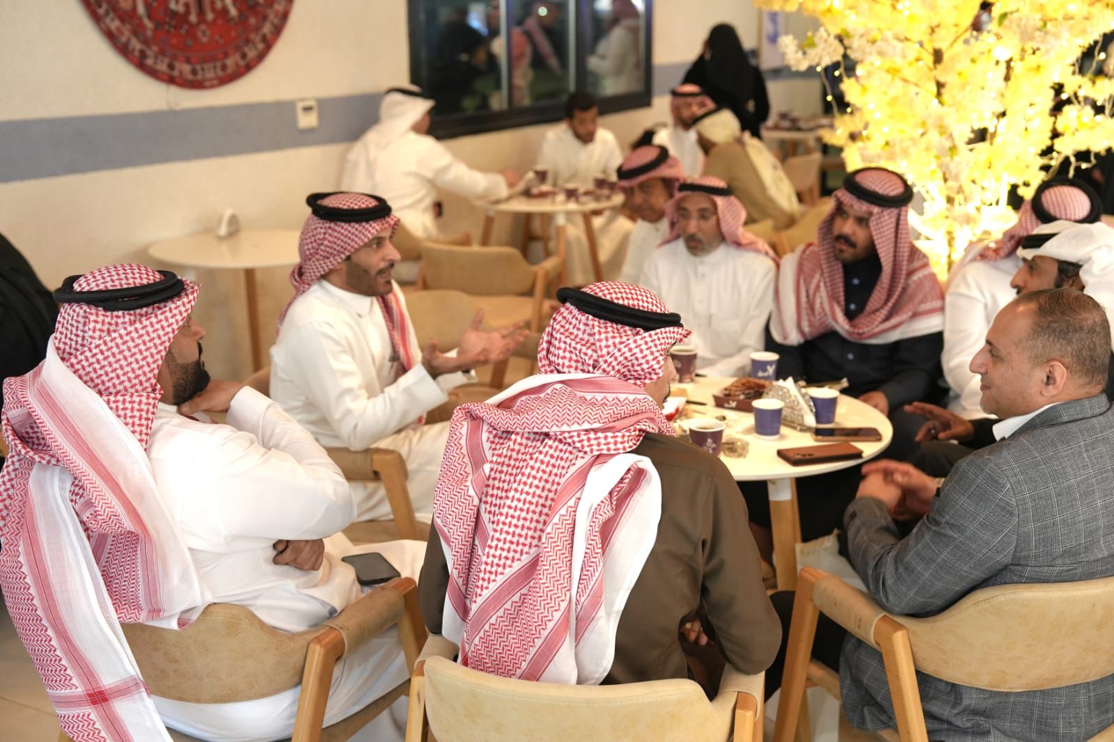 الغبقات الرمضانية تستقطب الإعلاميين والمؤثرين وتعزز الحضور المجتمعي للجهات المنظمة