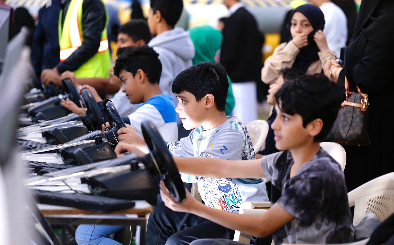 ٦٠ ألف زائر خلال ثلاثة أيام في مهرجان الزهور الثالث