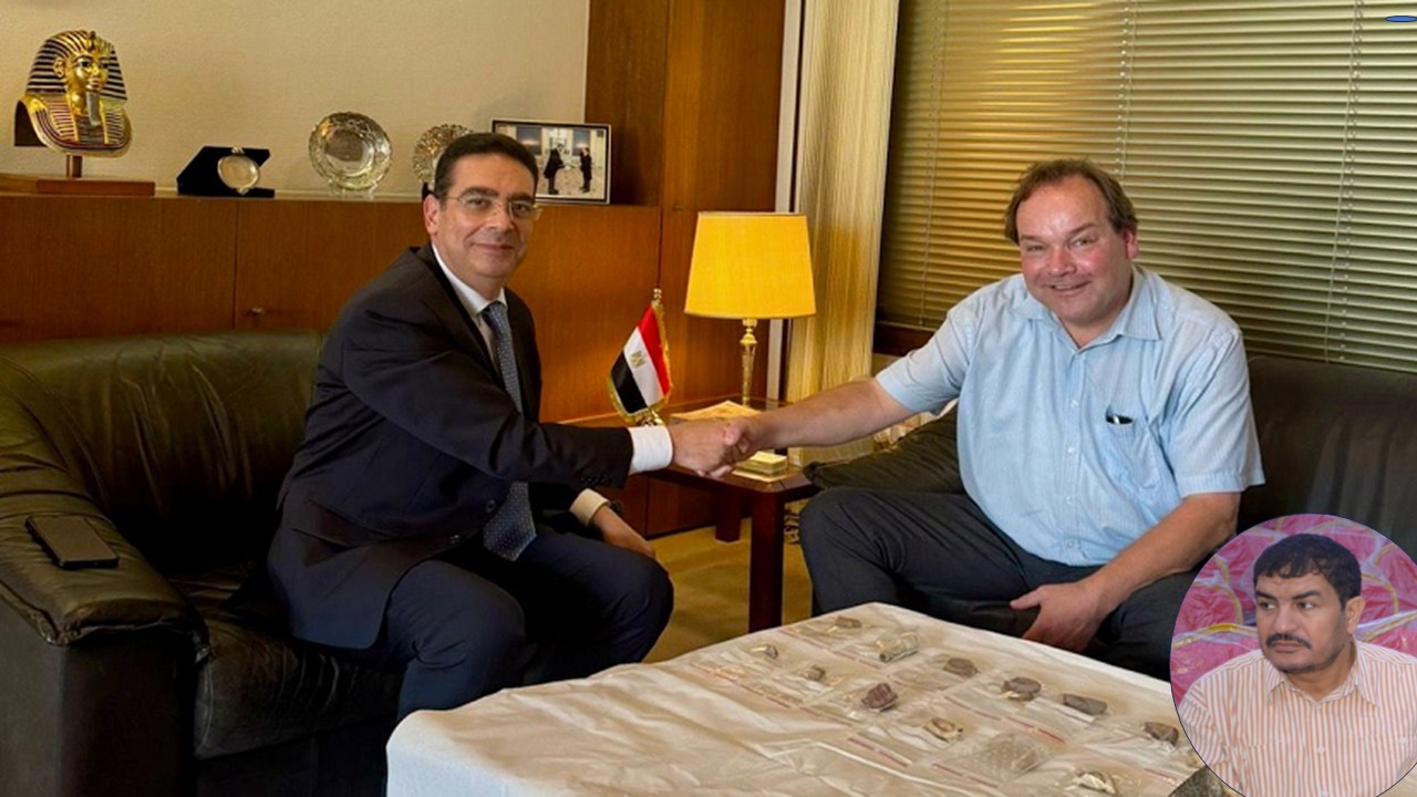 هولندا تعيد لمصر آثارا مهرّبة