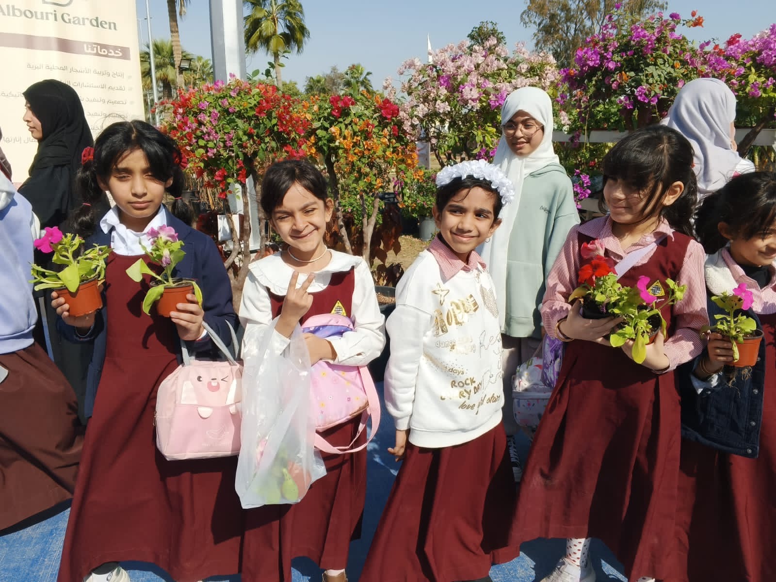 مهرجان الزهور الثالث يستقبل أكثر من 4 آلاف طالب وطالبة من مختلف المنشآت التعليمية