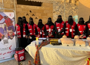 ذكرى البدايات الأولى لتاريخنا العريق مشاركة الهلال الأحمر السعودي التطوعي بالإحتفاء بيوم التأسيس في كشته بحوطة بني تميم