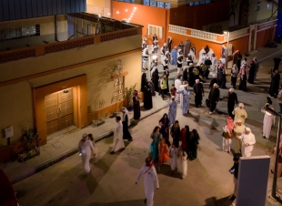 نادي السينما بالأحساء ينظم غبقة “ضي القمر” في موقع تصوير مسلسل الغميضة بعد استثماره كوجهة ثقافية